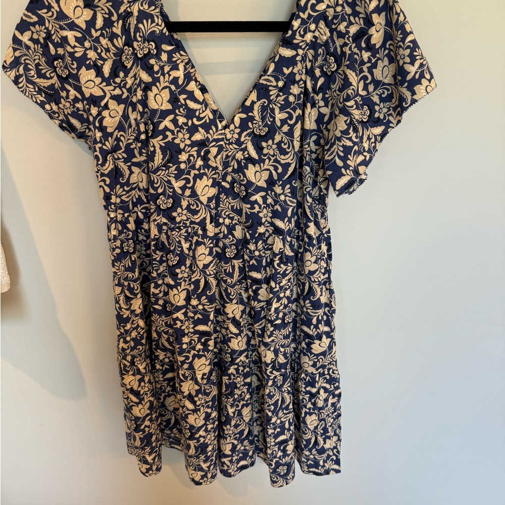 Old Navy Navy and Beige Floral Dress